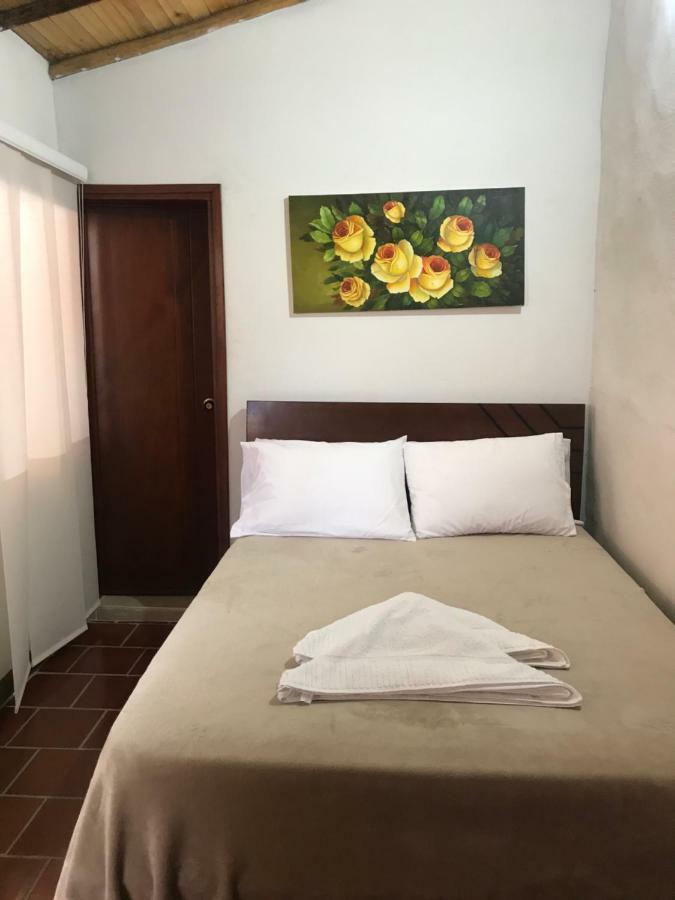 Hostal Rous San Gil Exterior foto